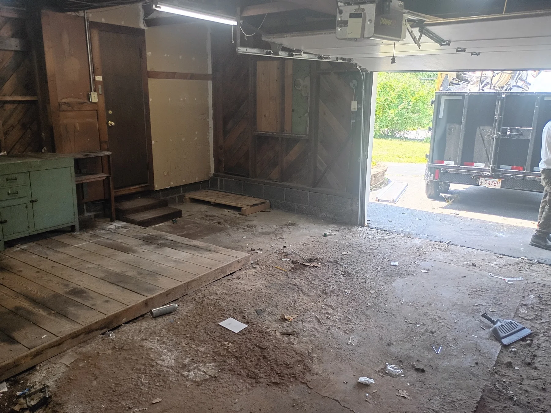 An empty, usable garage after our Ware area cleanout
