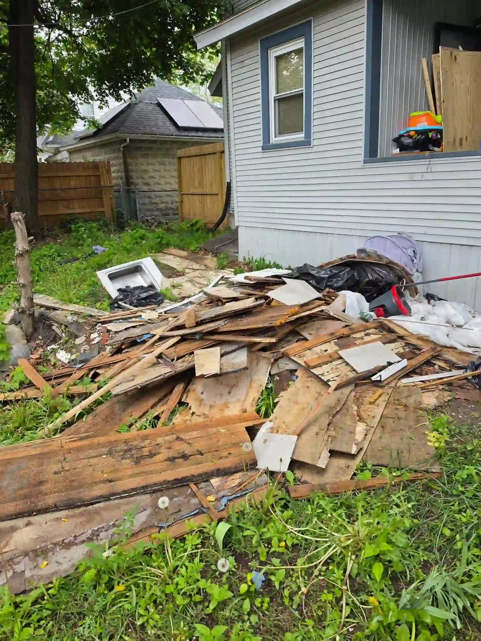 Pioneer Valley Junk Removal - Licensed and Insured Junk Removal in Wilbraham, MA